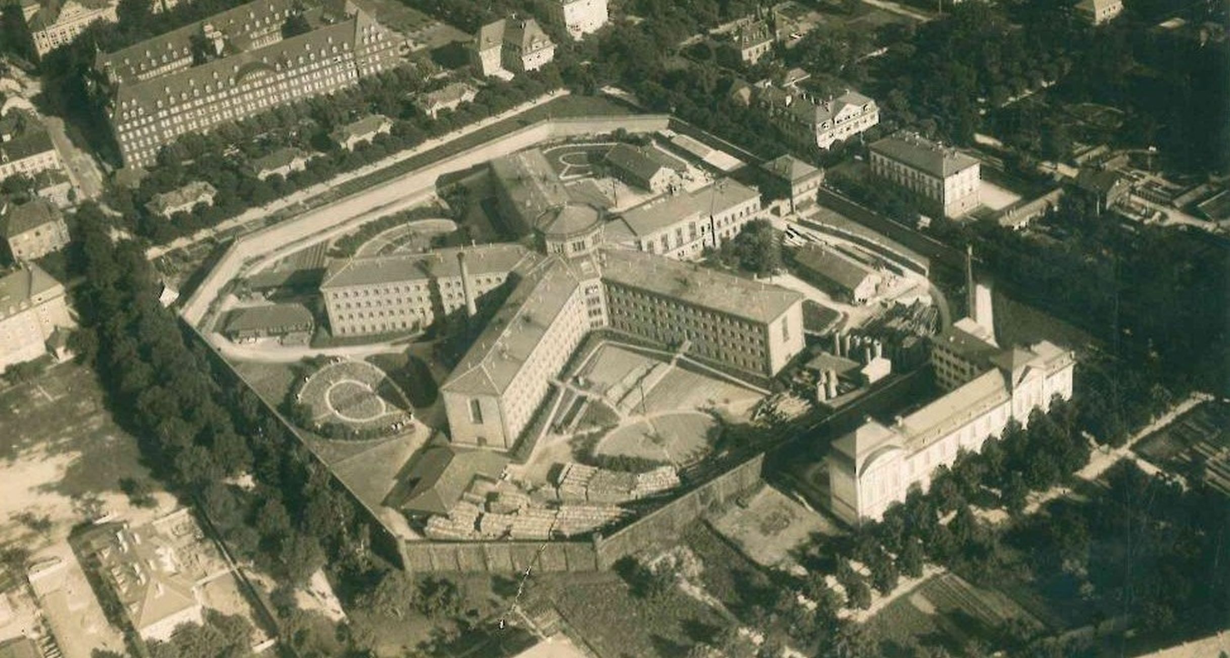 Luftbild der Justizvollzugsanstalt Freiburg